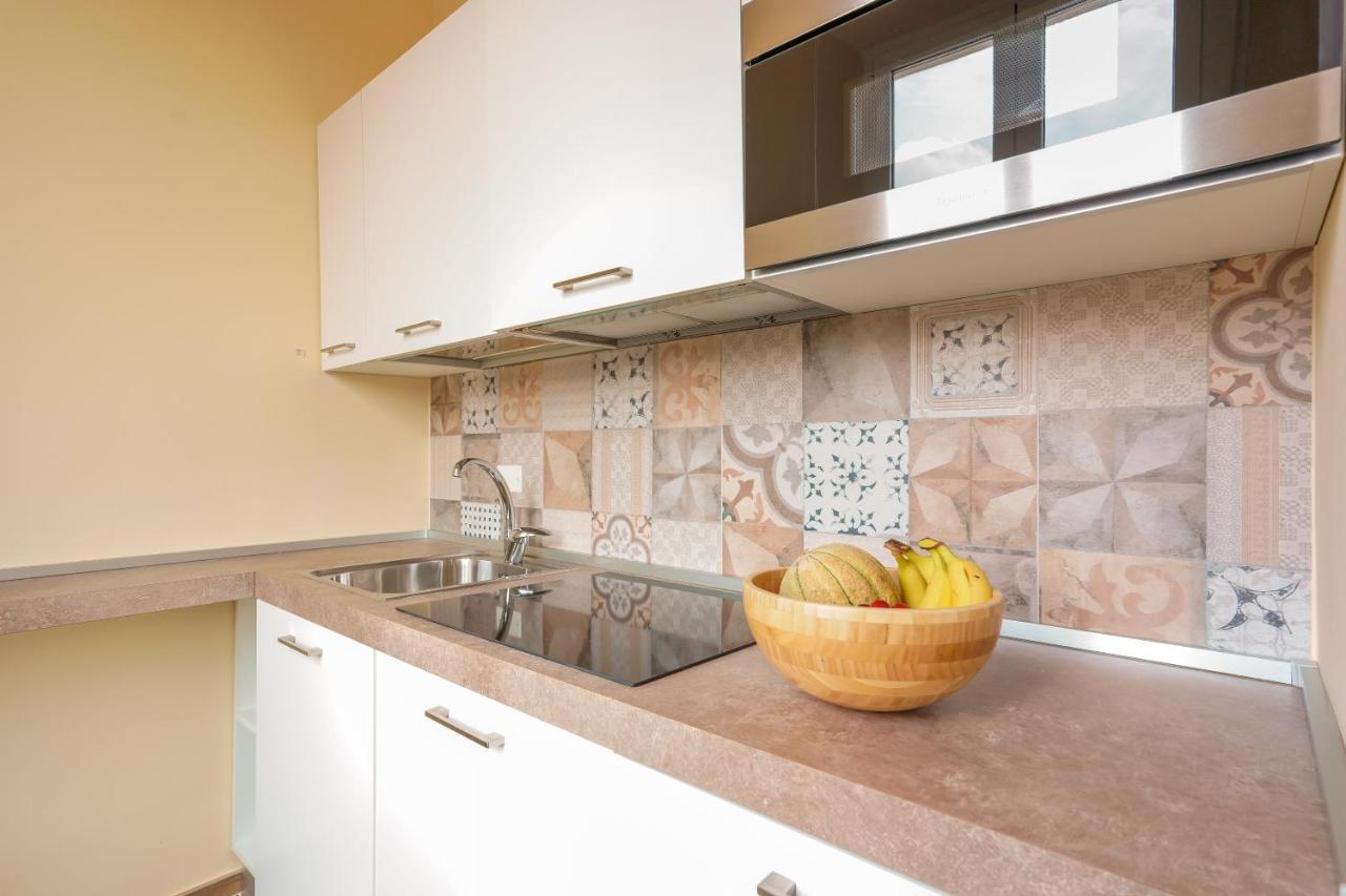 Bed and Breakfast Attico Di Via D'Azeglio Болонья Экстерьер фото