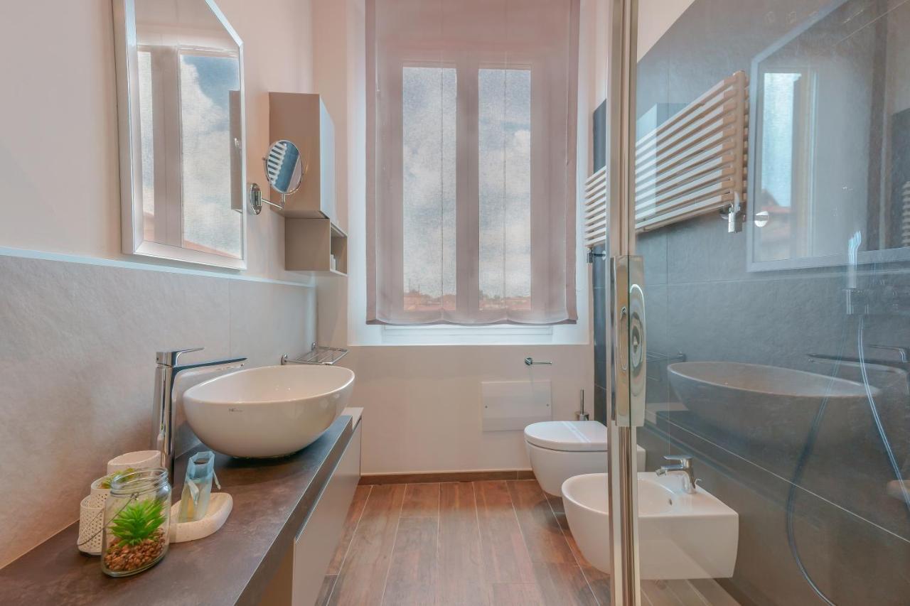 Bed and Breakfast Attico Di Via D'Azeglio Болонья Экстерьер фото