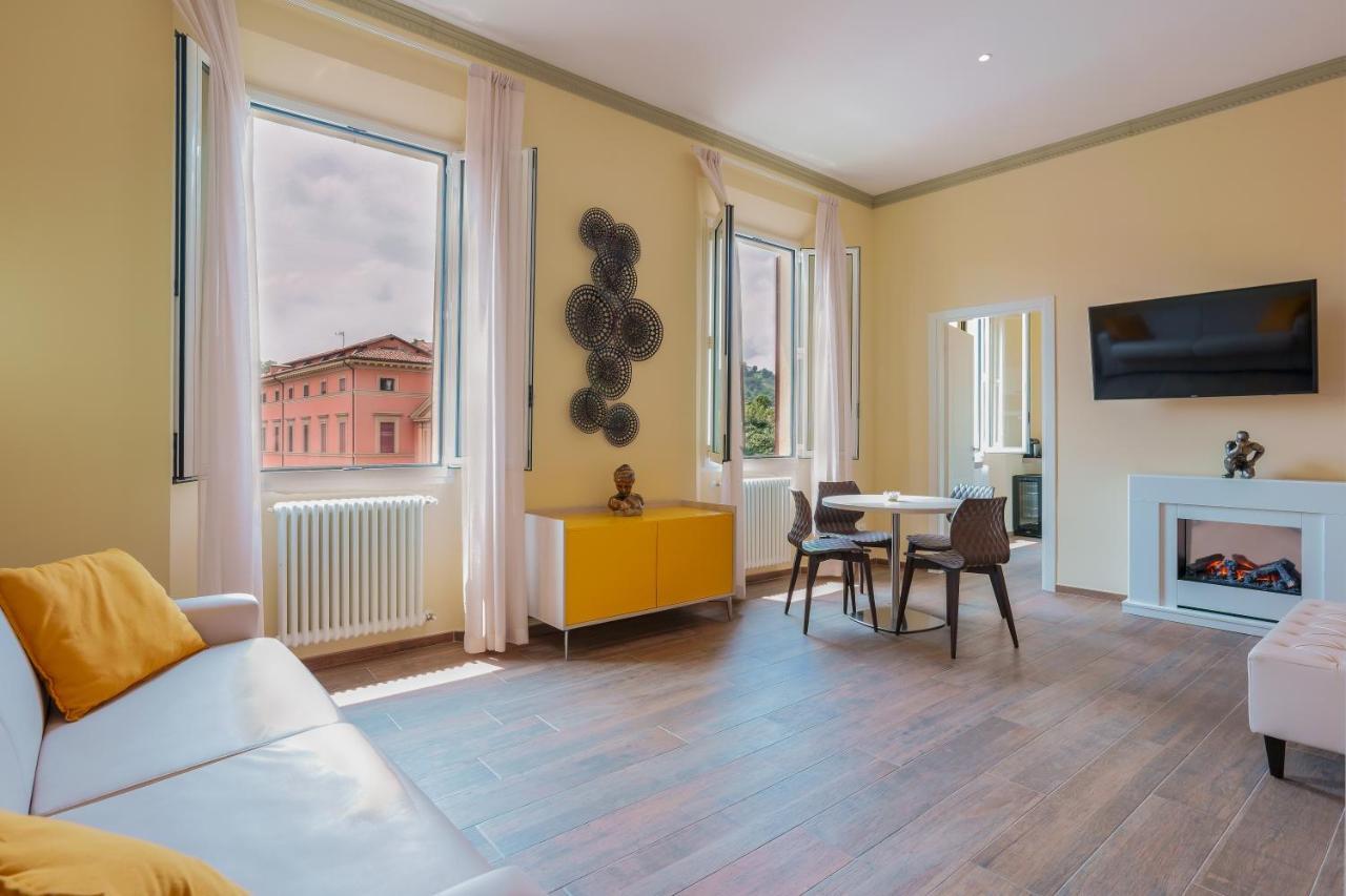 Bed and Breakfast Attico Di Via D'Azeglio Болонья Экстерьер фото